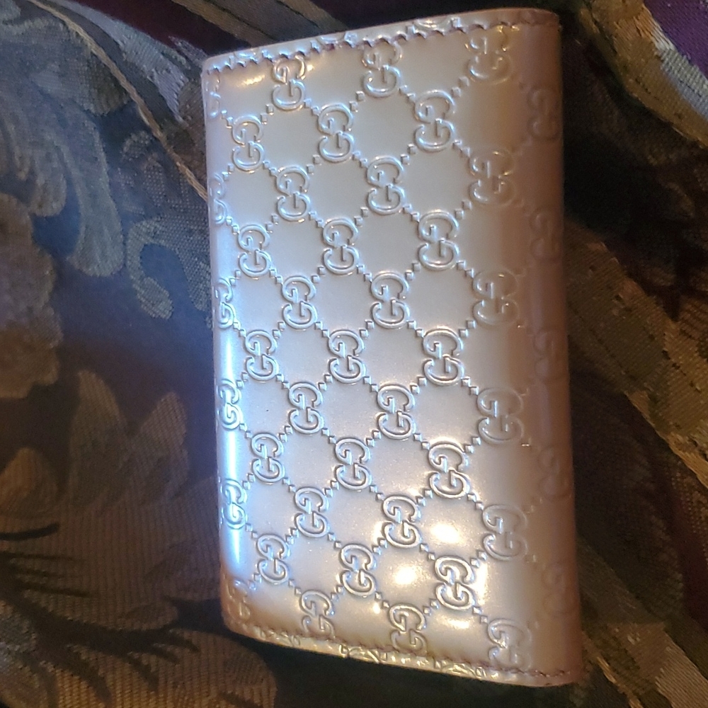 Gucci rare never used boxed bagged tagged gorgeous gold leather ✨️ boxed code ♥️ - Picture 11 of 13